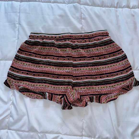Patterned Shorts - Picture 3 of 3